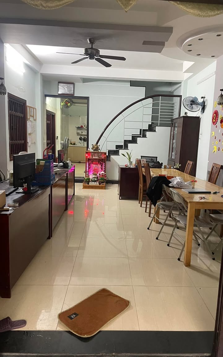 Nhà 3 tầng kiên cố tại Kiệt 505 Hoàng Diệu 85m² giá chỉ 6 tỷ - Đầu tư sinh lời ngay!