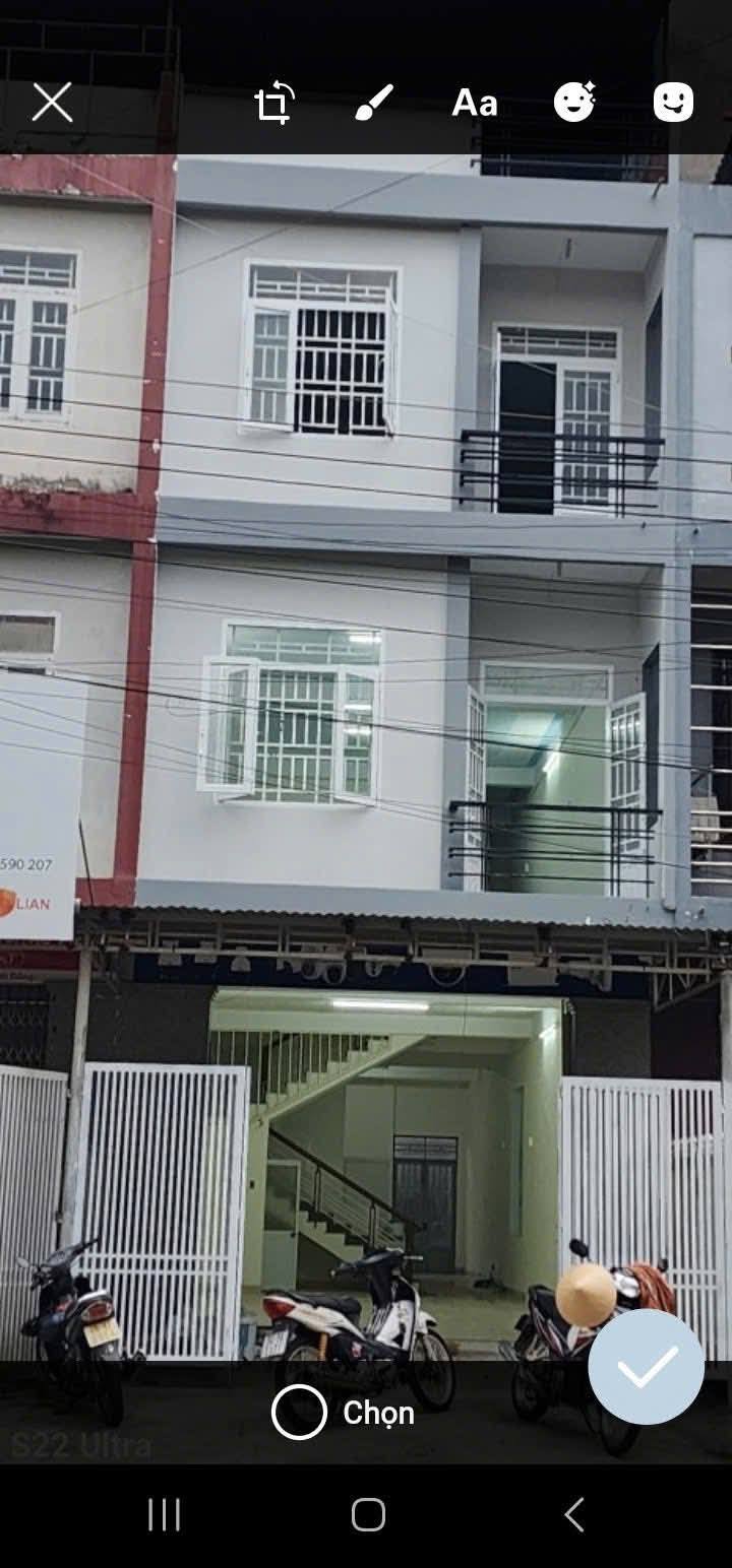 Nhà mặt đường Hoàng Văn Thụ, Bảo Lộc 2 tầng giá 11 triệu/tháng - Thích hợp kinh doanh!