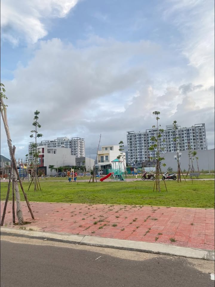 Đất nền Ecohome Nhơn Bình 110m² giá 2.9 tỷ - Vị trí đắc địa, gần công viên!