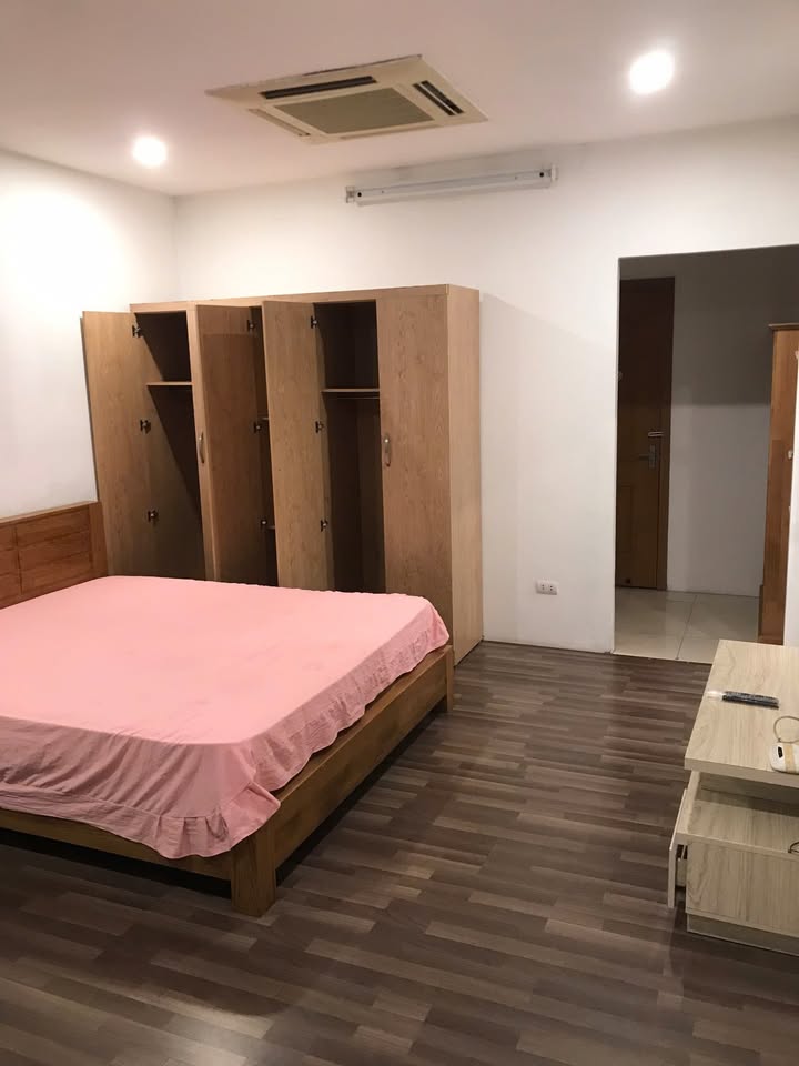 Căn hộ 2 phòng ngủ Thụy Khuê 11 triệu - Không gian thoáng đãng, đầy nắng!