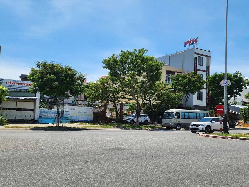Đất nền mặt tiền Nguyễn Tất Thành, Quận Thanh Khê, Đà Nẵng - Diện tích 250m², giá chỉ 31 tỷ!