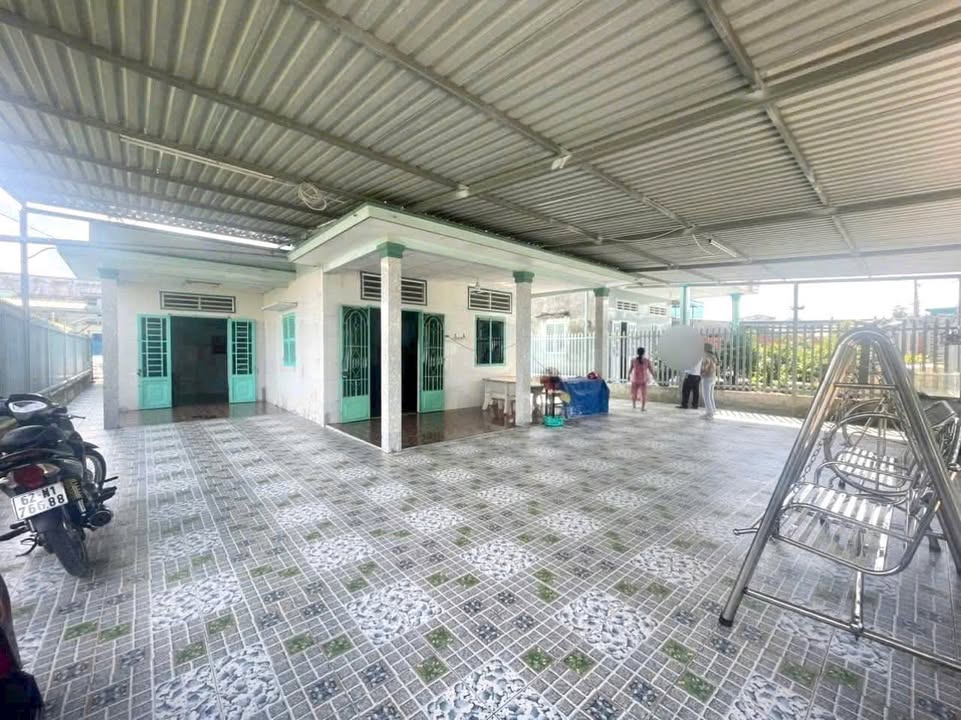 Nhà cấp 4 312m² tại Ấp 7 Lương Hòa, Bến Lức chỉ 1.99 tỷ - Cơ hội đầu tư tuyệt vời!