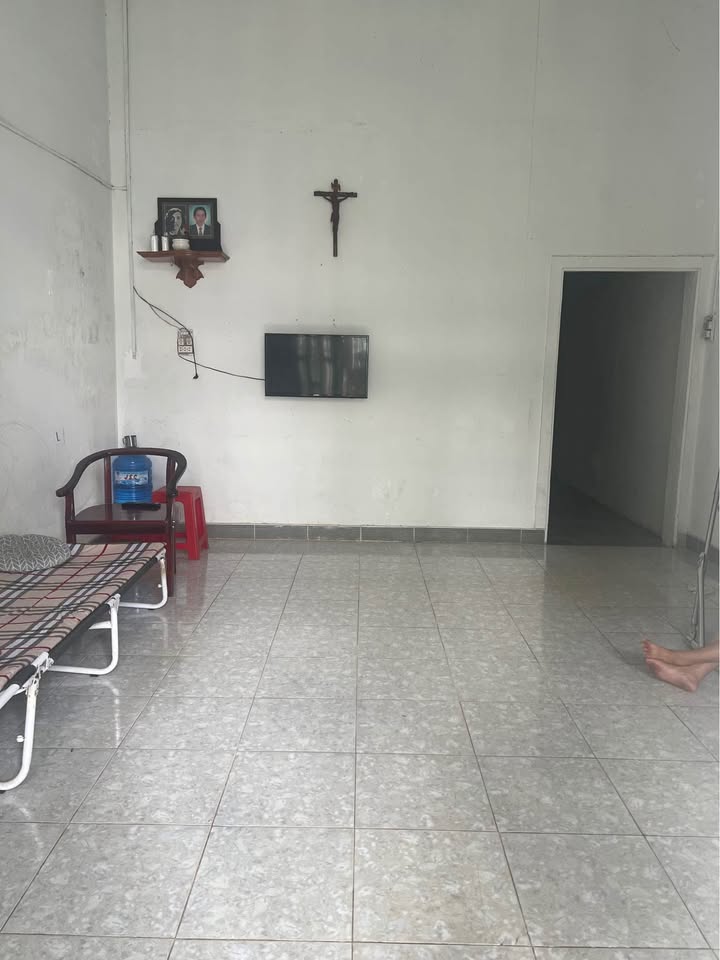 Nhà hẻm đường 1/5 B'Lao 114m² giá 1.65 tỷ - Tiện nghi đầy đủ, gần Coopmart!