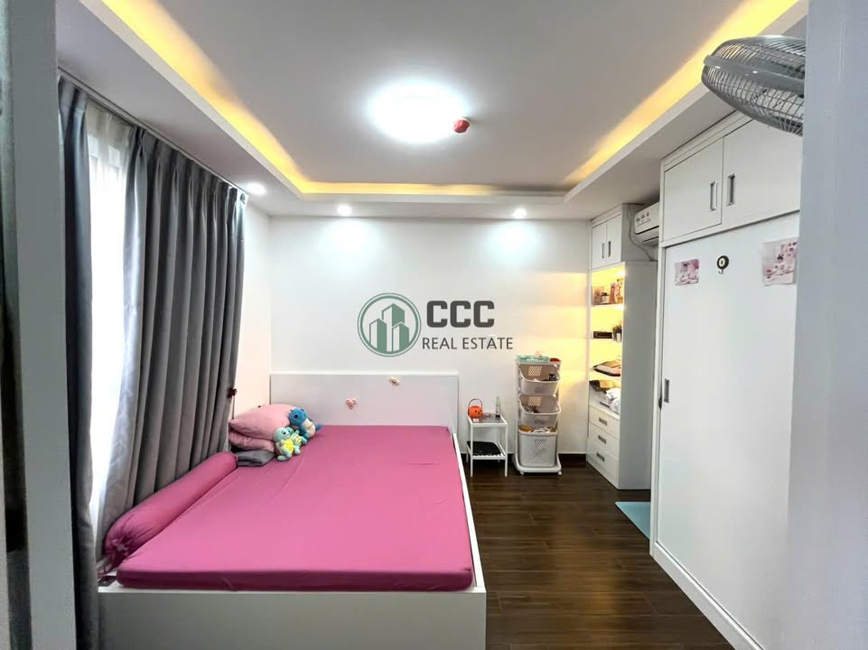 Căn hộ Saigon South Residence Nhà Bè 71m² giá 5.6 tỷ - Full nội thất, view thoáng