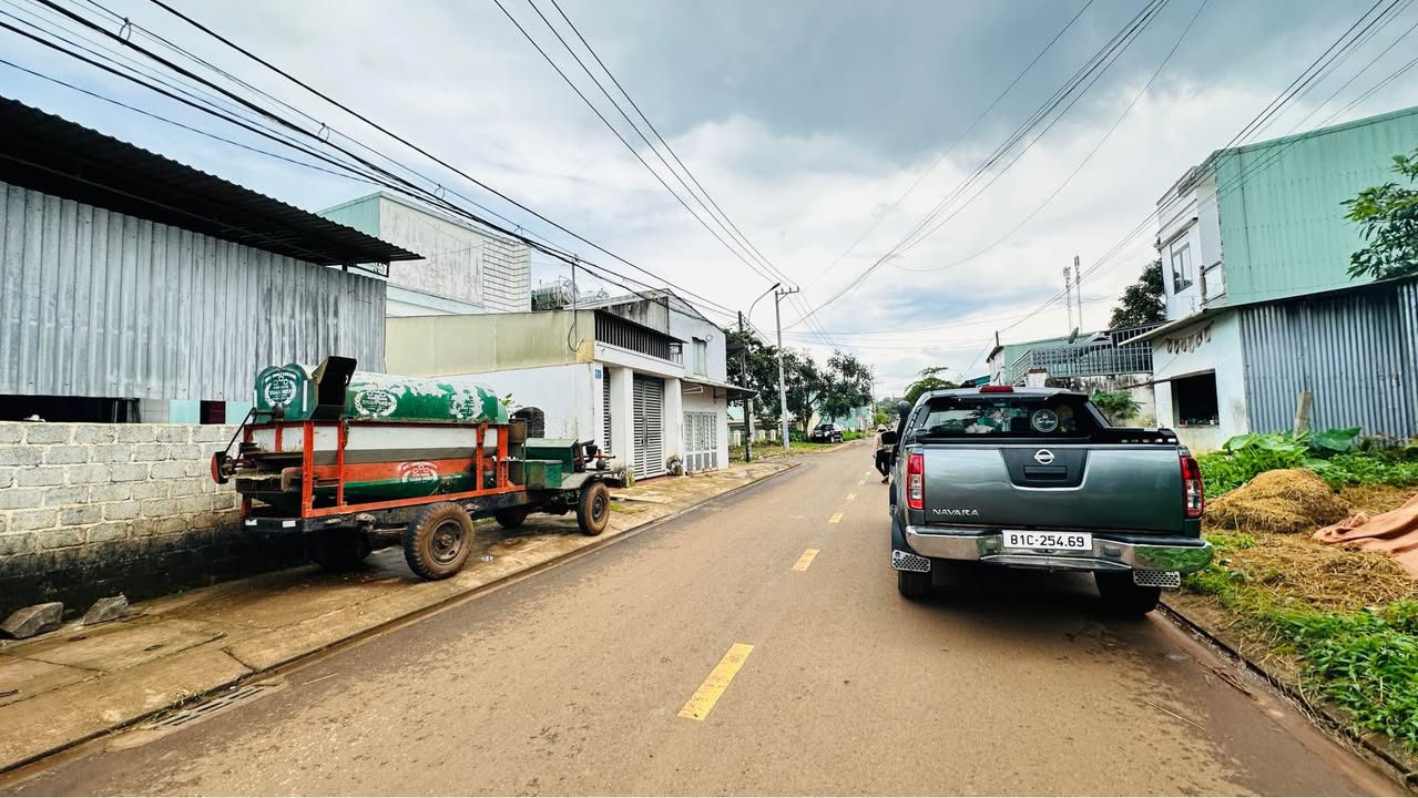 Đất mặt tiền Nguyễn Hữu Thọ, Pleiku 135m² giá 2 tỷ - Kinh doanh sầm uất!