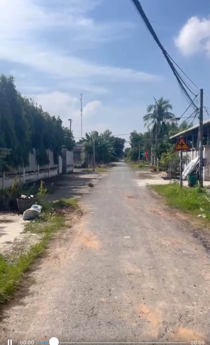 Đất thổ cư Hòa Thành 250m² giá 9 tỷ - Nhanh tay sở hữu!