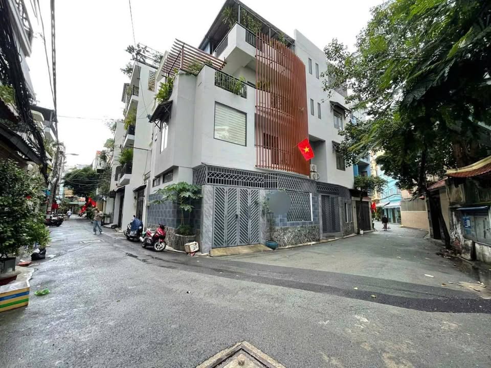 Nhà 4 Tầng Giải Phóng, Tân Bình 56m² giá 11.96 tỷ - Cơ hội hiếm có!