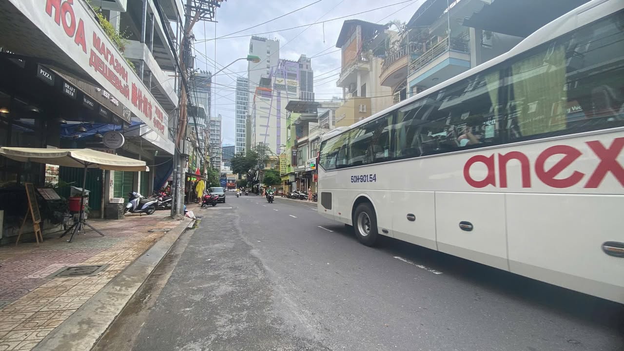 Bán nhà mặt tiền Hùng Vương Nha Trang 77m² giá 25,41 tỷ - Đầu tư sinh lời ổn định!