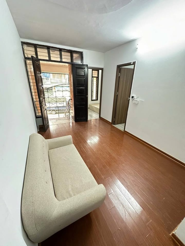 Căn hộ mini 897 Giải Phóng 40m² giá 6 triệu - Full nội thất, sẵn sàng vào ở!