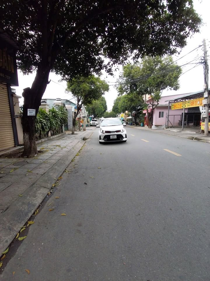 Nhà trọ An Phú, Thuận An 167m² giá 5.2 tỷ - Đầu tư sinh lời ổn định!