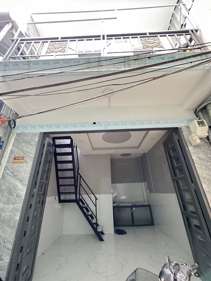 Nhà hẻm 95 đường Lê Văn Lương, Quận 7, 20m² giá 780 triệu - Sẵn sàng vào ở!