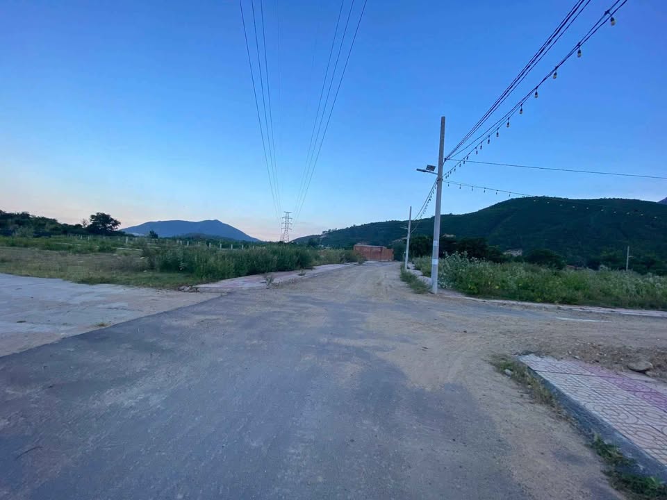 Đất đẹp Phước Thượng 91.3m² giá 1.39 tỷ - Sổ hồng lâu dài!