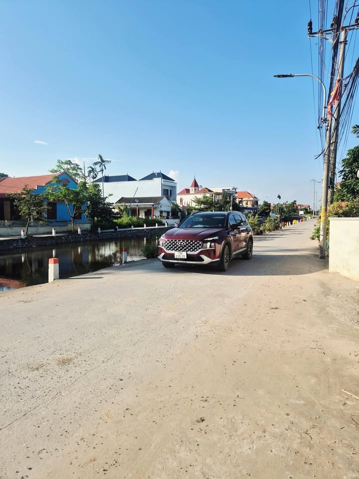 Đất Dương Quan Thủy Nguyên 200m² giá 10 tỷ - Vị trí đắc địa cho kinh doanh!