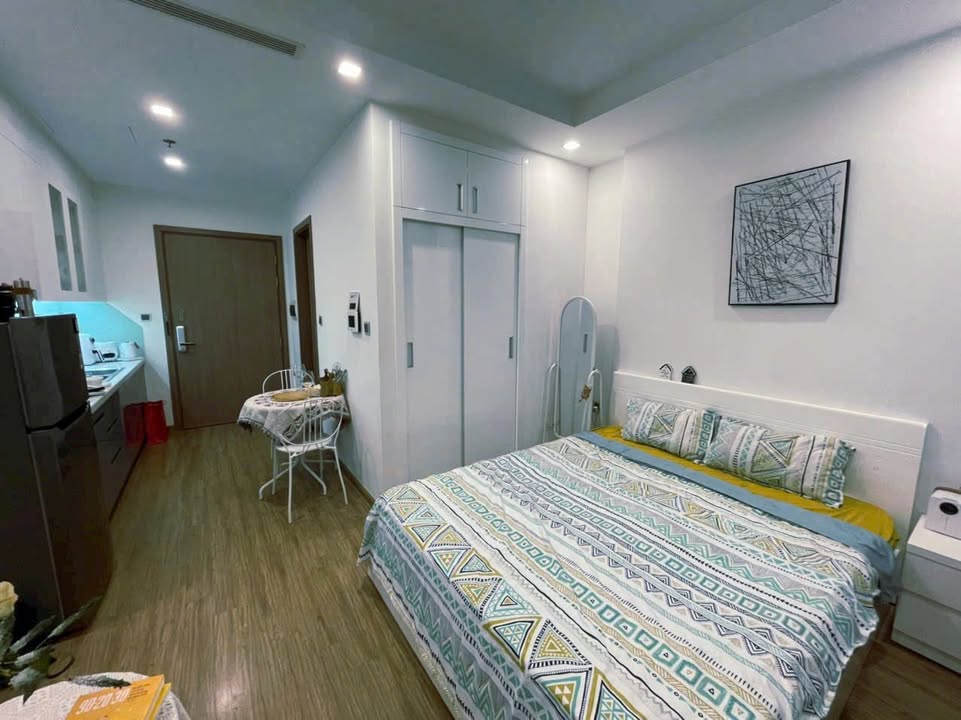 Căn hộ Studio Tòa G3 Vinhomes Green Bay Mễ Trì 25.5m² giá 2 tỷ - Full nội thất cao cấp!