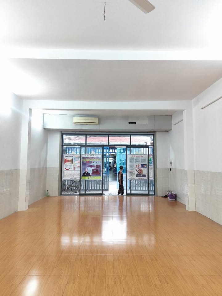 Cho thuê mặt bằng mặt tiền hẻm Phạm Văn Thuận 108m² giá 6 triệu - Thích hợp kinh doanh ngay!