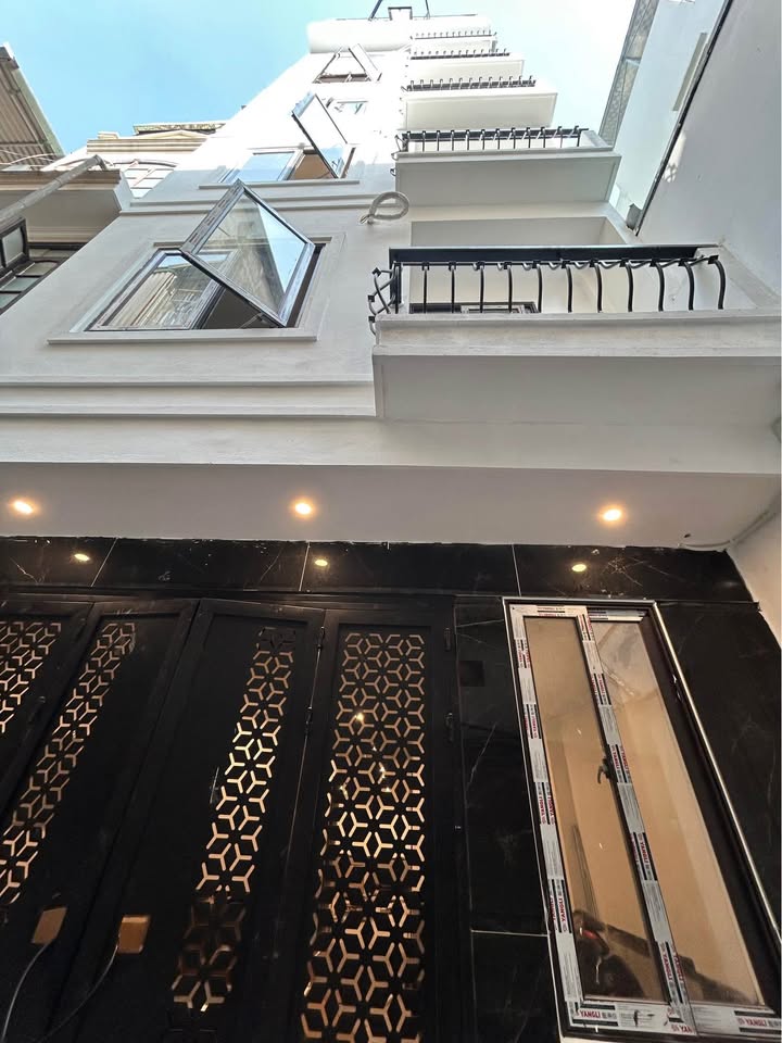 Căn hộ cho thuê tại Đống Đa - 18 phòng full nội thất cao cấp, sẵn sàng cho thuê ngay!