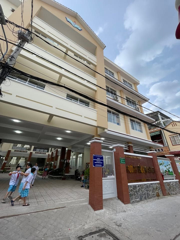 Nhà lầu 54m² tại An Lạc, Cần Thơ - Giá chỉ 2 tỷ, gần Trường Tiểu Học!