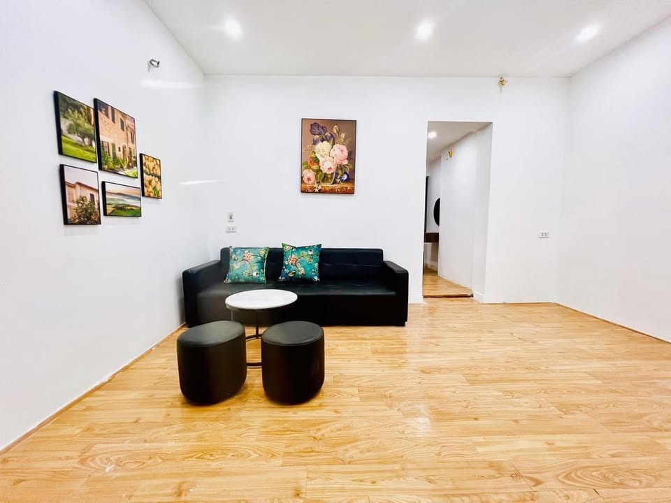 Căn hộ Hoàng Cầu 50m² giá 2 tỷ - Chính chủ, vào ở ngay!