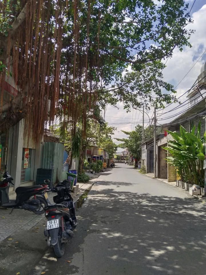 Nhà mặt tiền đường 12 Hiệp Bình Phước 84m² giá 6.2 tỷ - Đầu tư sinh lời ngay!