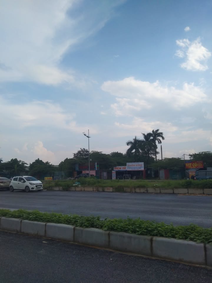 Đất Cổ Nhuế 270m² giá 1.9 tỷ - Kinh doanh đa năng, mặt tiền Tây Thăng Long!