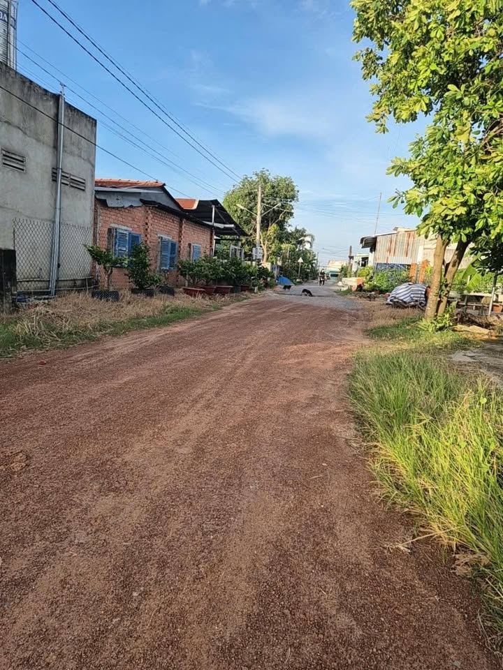 Đất nông nghiệp Long Thới, Tây Ninh - 345m² giá 1.2 tỷ - Cơ hội đầu tư sinh lời!