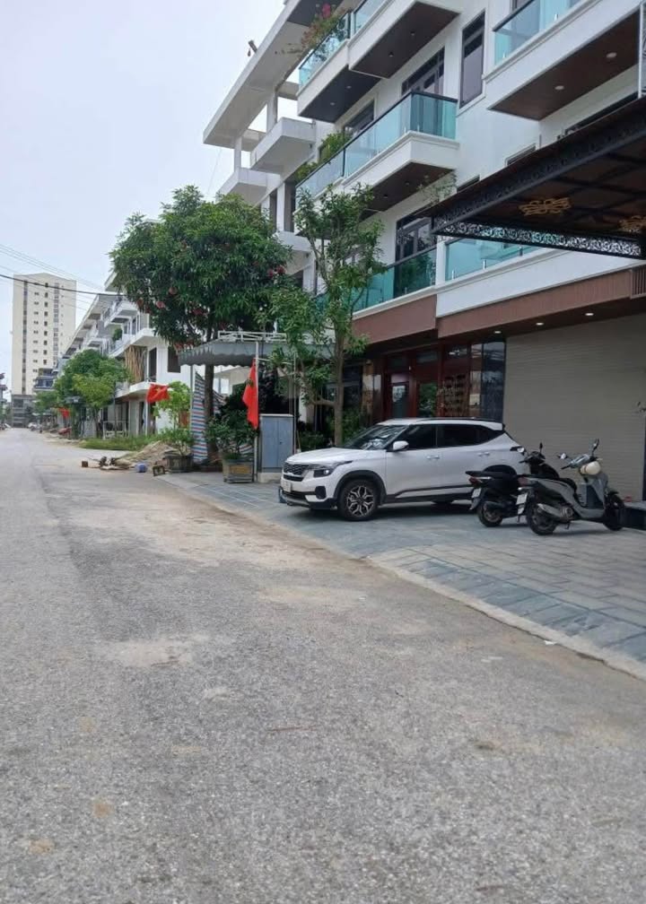 Nhà Thô MB 584 Đông Phát, TP Thanh Hóa - Diện tích 89.5m², giá 4 tỷ - Mặt tiền 6m, sổ đỏ chính chủ!