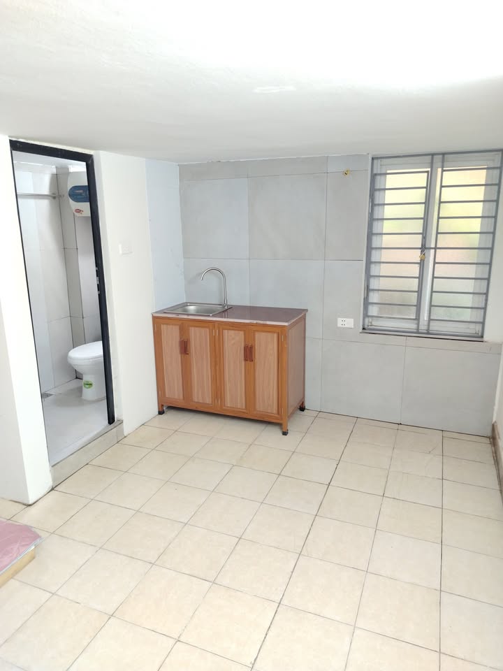 Căn hộ khép kín 42m² tại phố Nguyễn Văn Trỗi, giá chỉ từ 2.5 triệu - Không chung chủ, giờ giấc tự do!