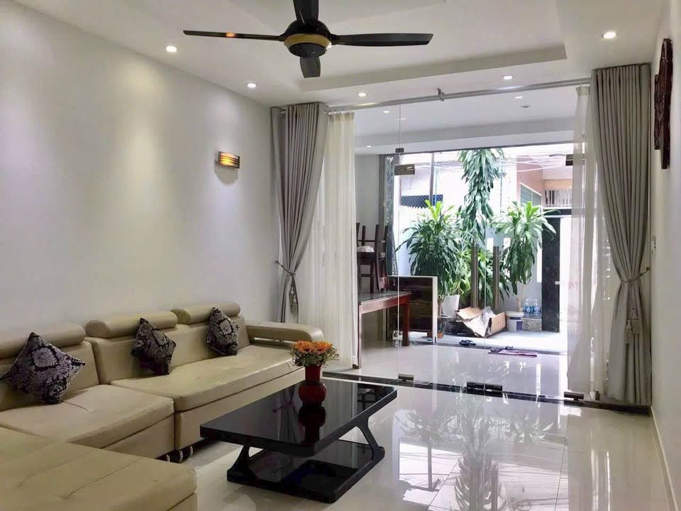 Nhà cho thuê tại Tân Lập, Nha Trang 2PN giá chỉ 17 triệu - Gần biển 5 phút!