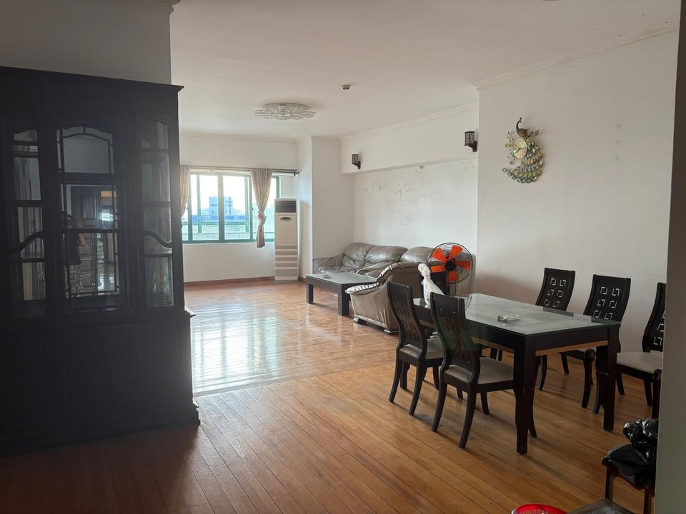 Bán nhà 57 Láng Hạ, quận Đống Đa, 175m² - Vị trí trung tâm, tiềm năng kinh doanh cao!