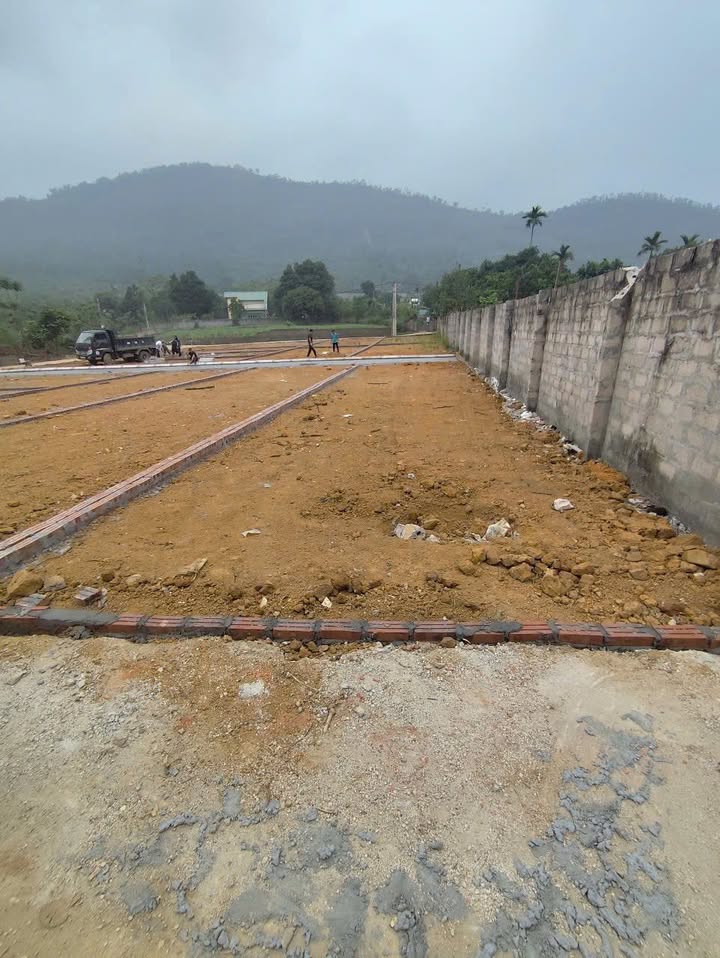 Đất nền Hòa Thạch 100m² giá 2.3 tỷ - Đường thông 2 mặt tiền