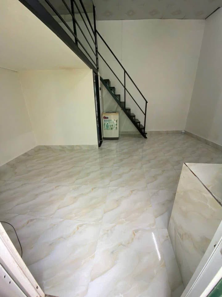 Phòng trọ cho thuê hẻm ô tô đường Mai Hắc Đế, Đà Lạt 30m² giá chỉ 3 triệu - Phù hợp cho gia đình và sinh viên!