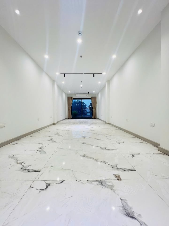 Mặt bằng kinh doanh cho thuê tại Trịnh Đình Cửu, Thanh Xuân - Giá 12 triệu/tháng