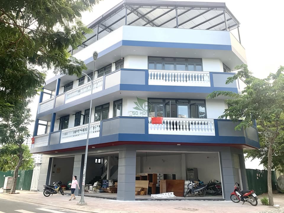 Nhà kinh doanh cho thuê lô góc KĐT Hà Quang 1 127m² giá 35 triệu - Địa điểm lý tưởng cho mọi mô hình!