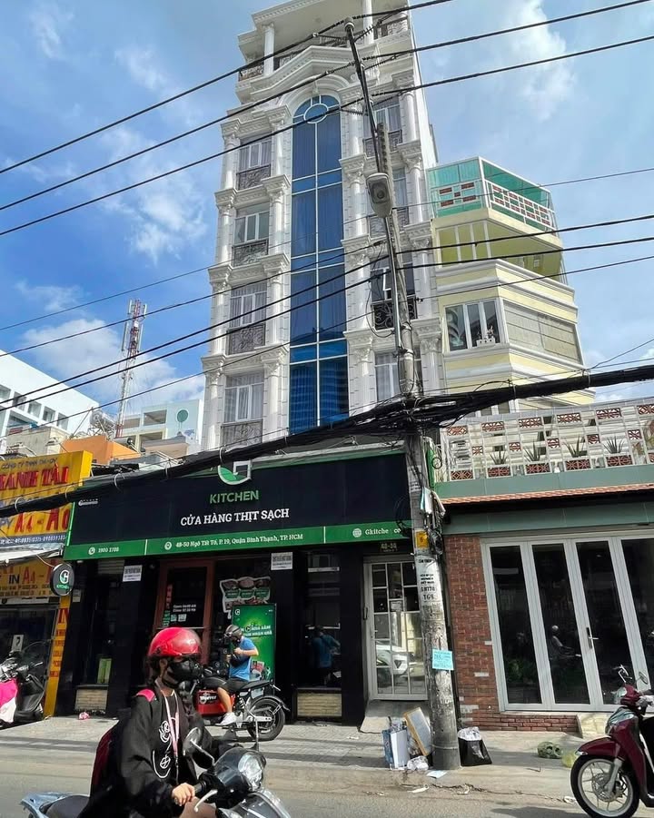 Tòa nhà CHDV Ngô Tất Tố, Bình Thạnh 108m² giá 58 tỷ - Đầu tư sinh lời ổn định!