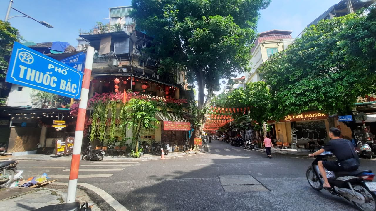 Bán nhà mặt phố Thuốc Bắc, quận Hoàn Kiếm, 98m² giá 58 tỷ - Vị trí kim cương, kinh doanh đỉnh cao!