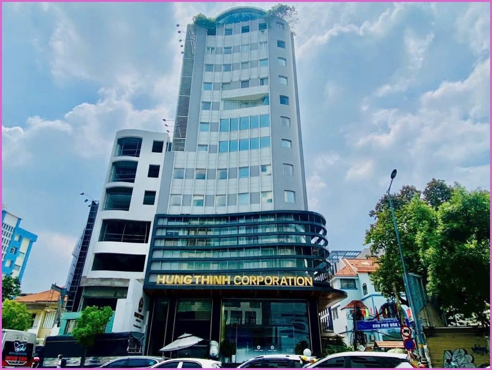 Cho thuê tòa nhà mặt tiền Nam Kỳ Khởi Nghĩa, quận 3 - 2.300m² - Giá 1,8 tỷ/tháng, vị trí đắc địa!