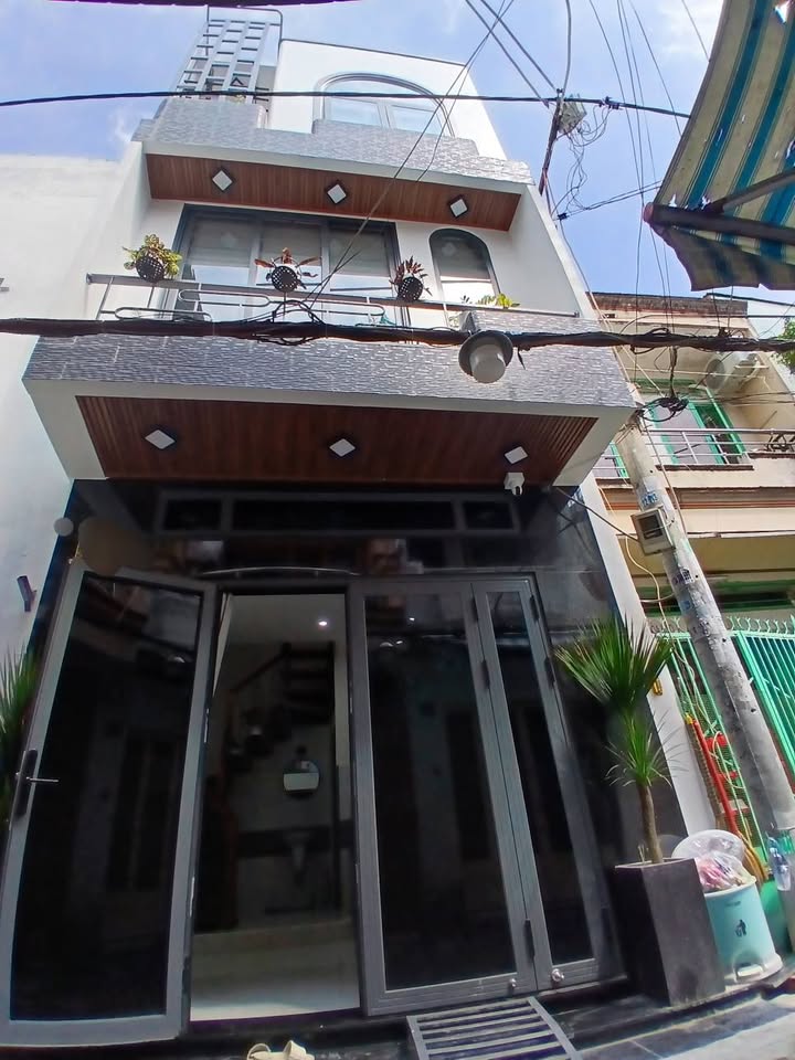 Nhà phố Nguyễn Tri Phương, Quận 1, 57m² giá 5 tỷ - Vị trí trung tâm tiện ích đầy đủ!