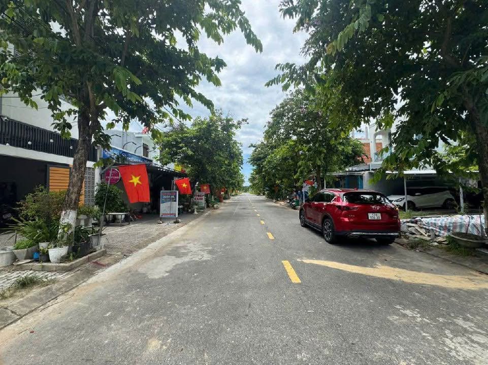 Đất Miếu Bông 2, Hòa Xuân 90m² giá 4 tỷ - Mua 1 được 2 nhà!