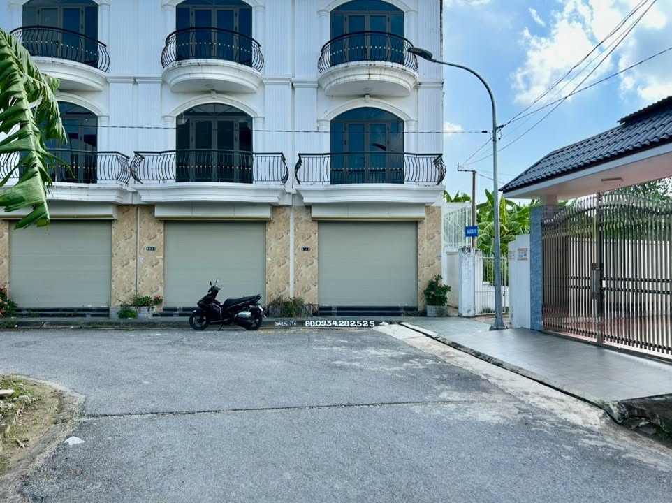 Đất nền Lương Quán, Nam Sơn 57m² giá 1.55 tỷ - Đường vào thuận lợi!