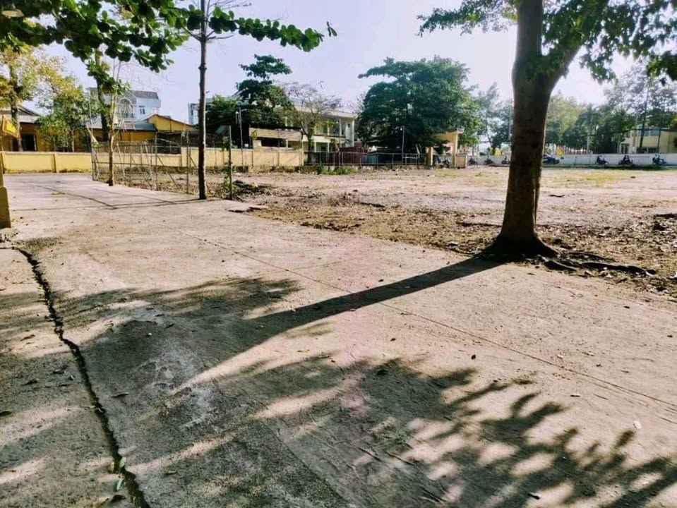 Đất nở hậu 194m² Phước Long B giá 10 tỷ - Cơ hội đầu tư hiếm có!