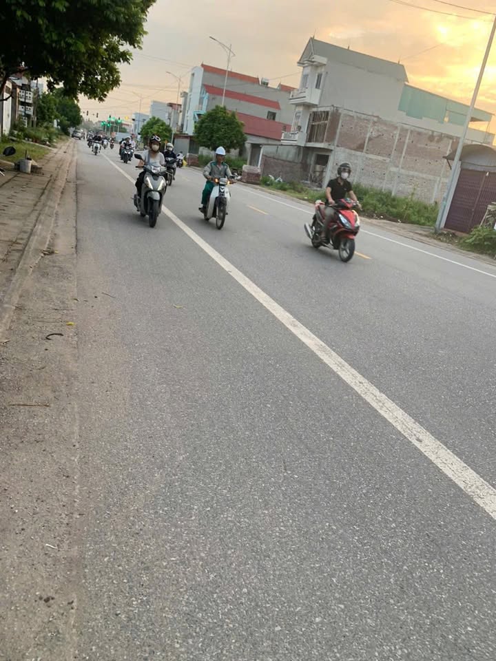 Đất ở nông thôn đường LT298, xã Minh Đức, 80m² - Sổ đỏ chính chủ, sang tên ngay!