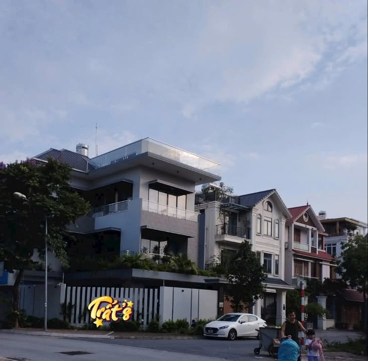 Biệt thự Mỗ Lao - Làng Việt Kiều Châu Âu 215m² giá 30 tỷ - Siêu đẹp, view triệu đô!