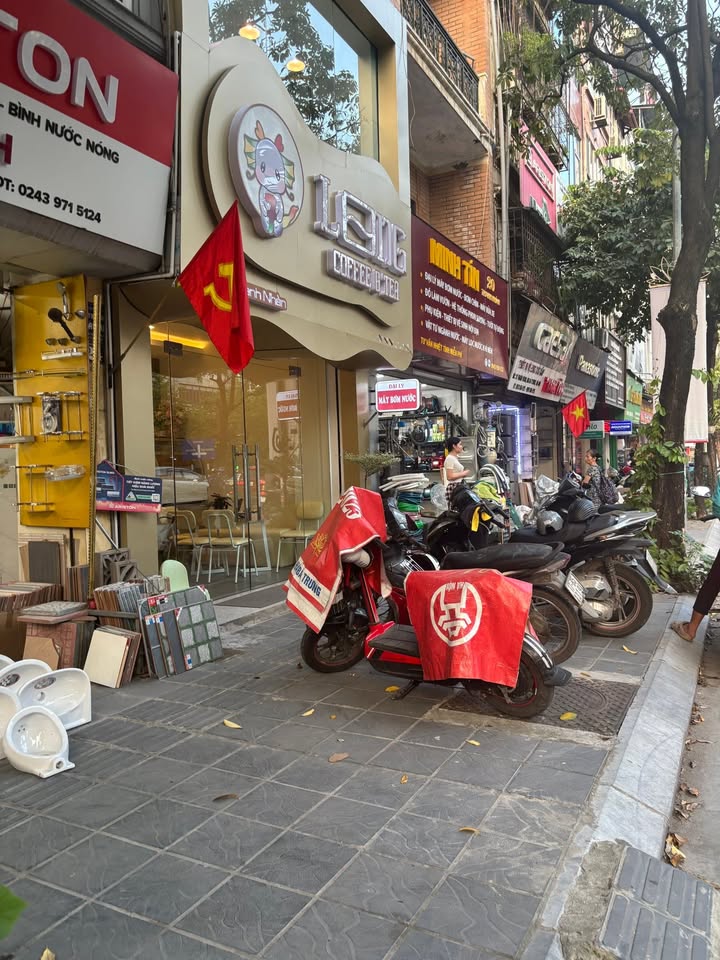 Nhà mặt phố Thanh Nhàn 50m² giá 30 tỷ - Vị trí đắc địa gần công viên