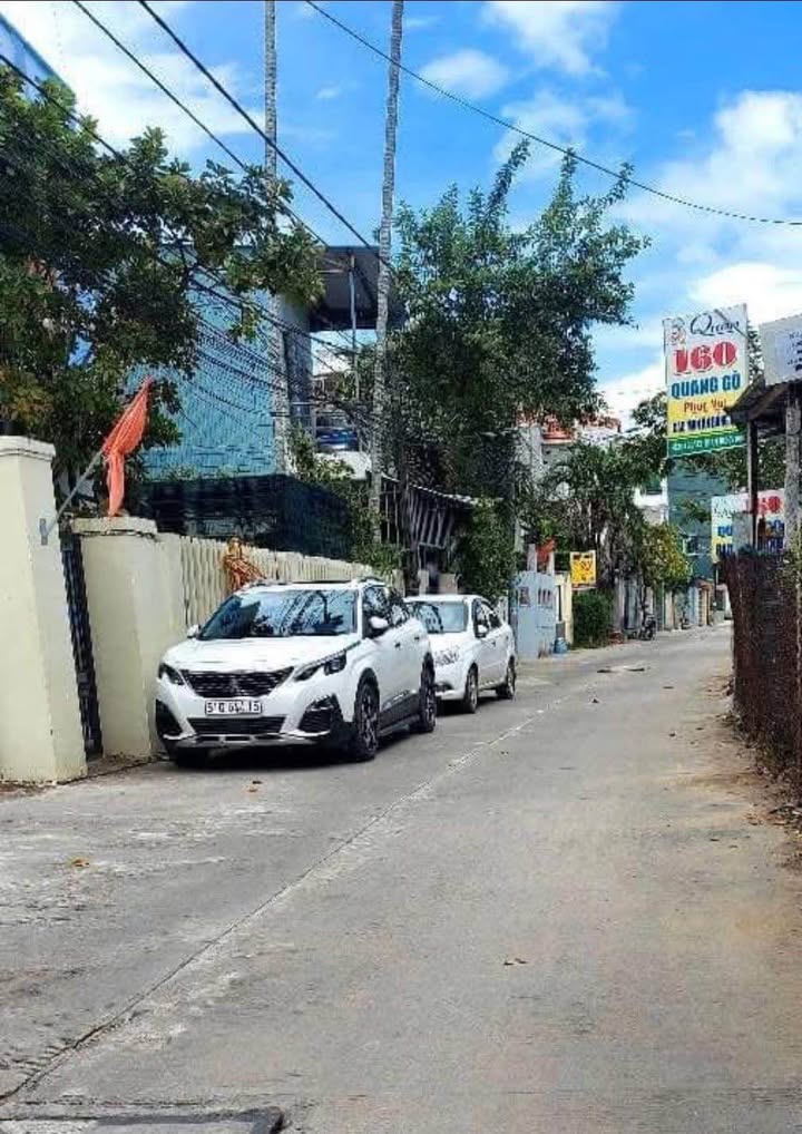 Đất lô góc hẻm 160 Trần Hưng Đạo 100m² giá 2.1 tỷ - Tiềm năng kinh doanh lớn!