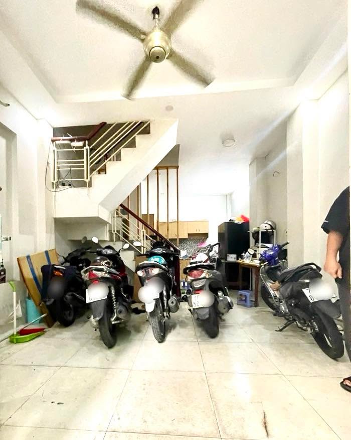 Nhà riêng 4 tầng quận 10, 44m² giá 5.85 tỷ - Sổ hồng chính chủ, thương lượng!