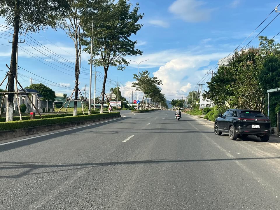 Đất góc 2 mặt tiền gần tuyến tránh Phú Quốc 264m² giá 2.2 tỷ - Pháp lý rõ ràng, đầu tư sinh lời!