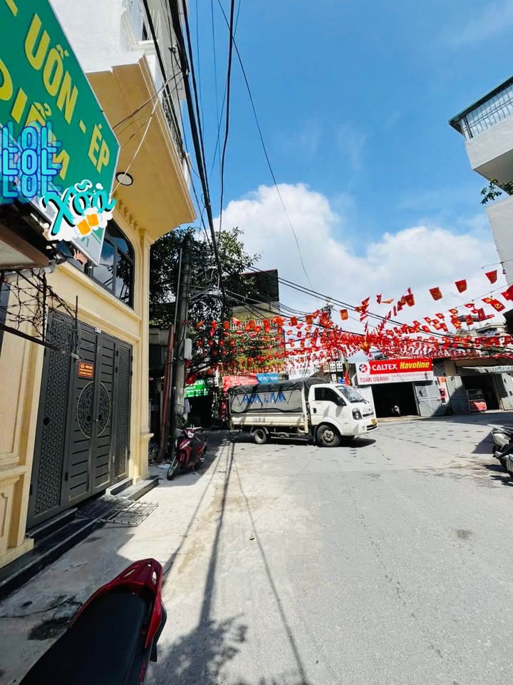 Căn hộ mặt phố Nguyễn Chính, Hoàng Mai 95m² giá 28.5 tỷ - Đầu tư sinh lời ngay!