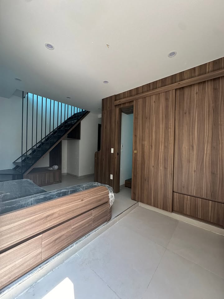 Nhà 2 tầng Vĩnh Quỳnh 32m² giá 1 tỷ - Nội thất đầy đủ, chính chủ