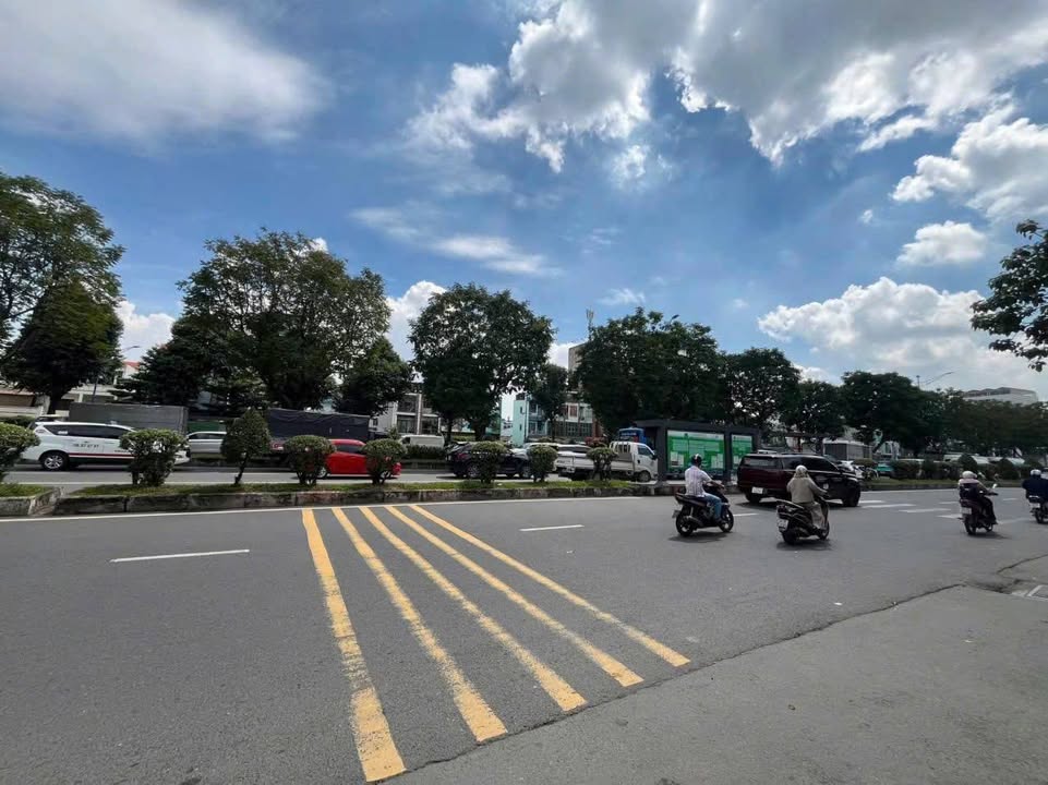 Đất mặt tiền Trường Chinh, Tân Bình, 263m² giá 36 tỷ - Cơ hội đầu tư tuyệt vời!