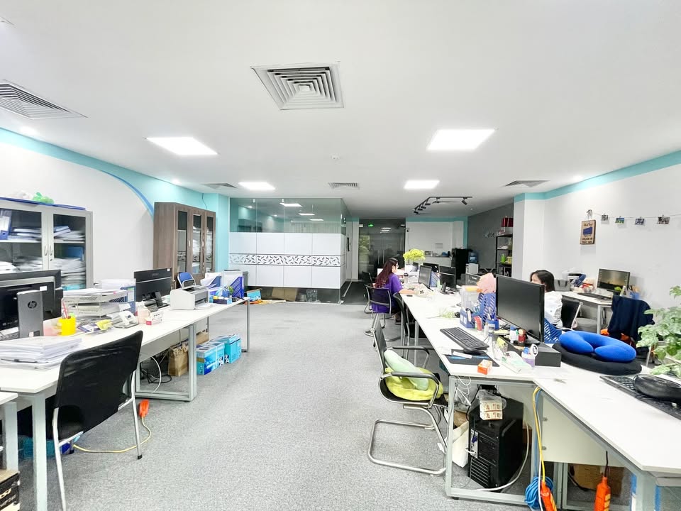 Cho thuê FrontHouse 110m² tại Vũ Trọng Phụng, Thanh Xuân - Giá 18 triệu/tháng!